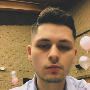 Meet your Posher, Daniel